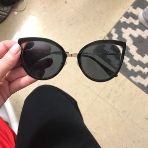 cat eye sunglasses